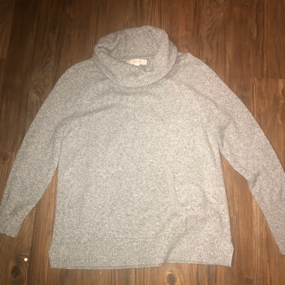 LOFT grey sweater